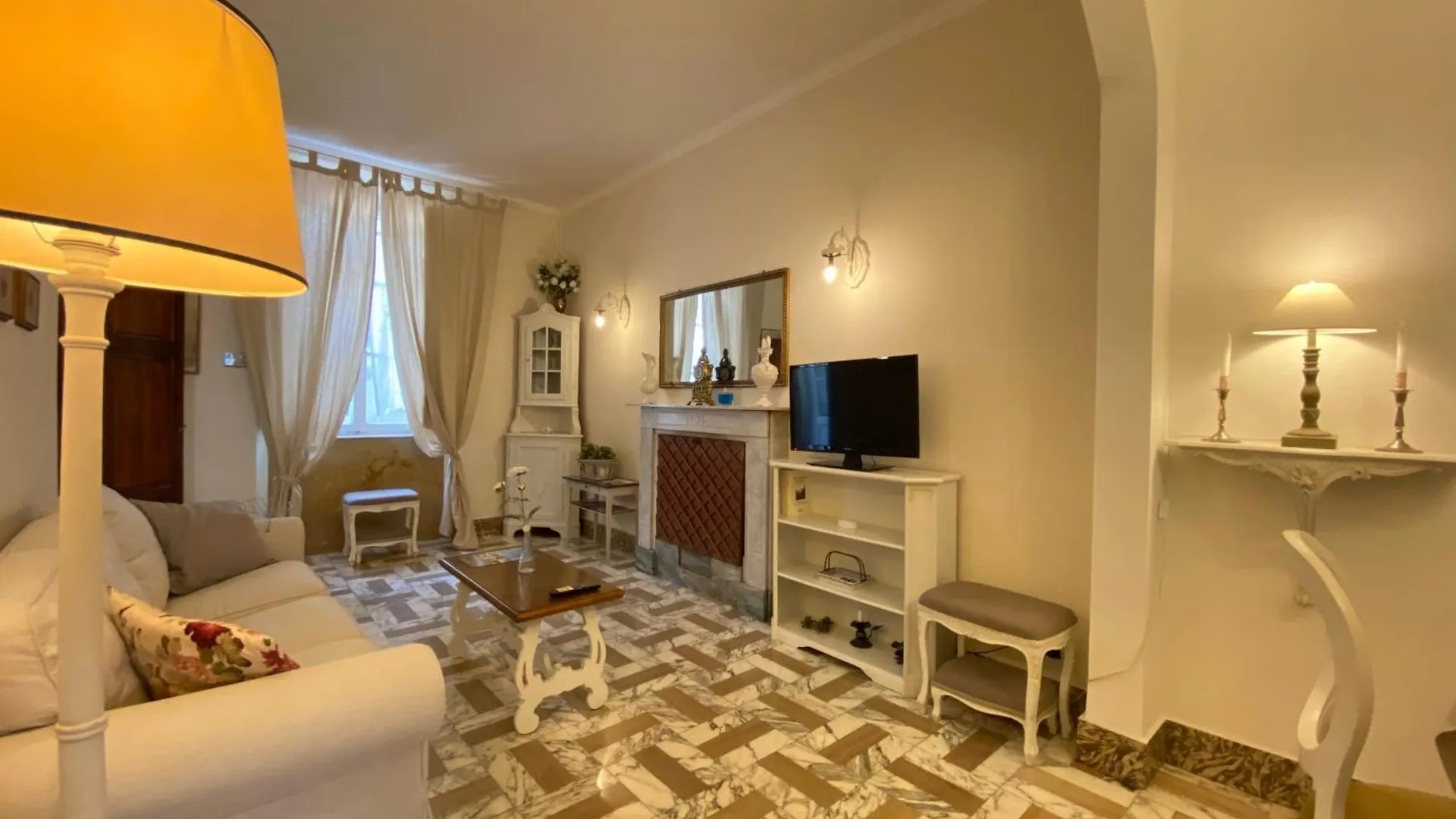 New! Appartamento “Tra Il Marmo E Il Mare” New! Pietrasanta Italia